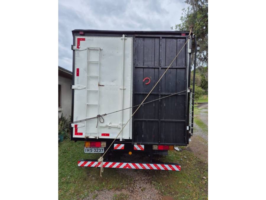 VOLKSWAGEN - 7-110 - 1991/1991 - Branca - Sob Consulta