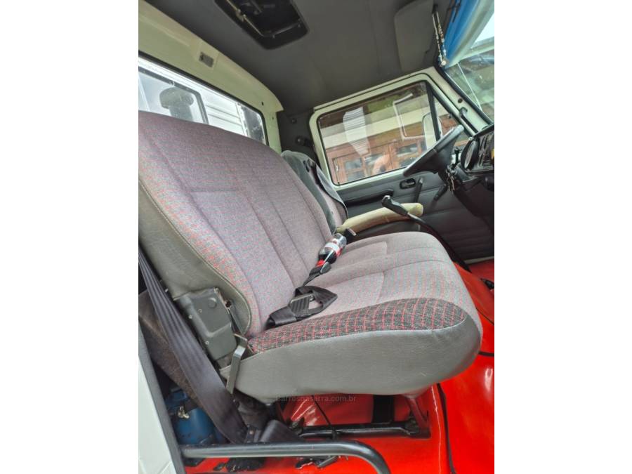 VOLKSWAGEN - 7-110 - 1991/1991 - Branca - Sob Consulta