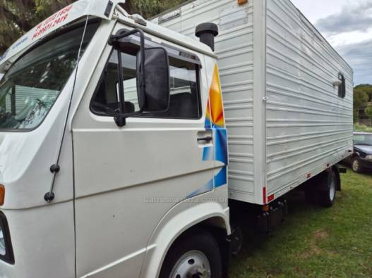 VOLKSWAGEN - 7-110 - 1991/1991 - Branca - Sob Consulta