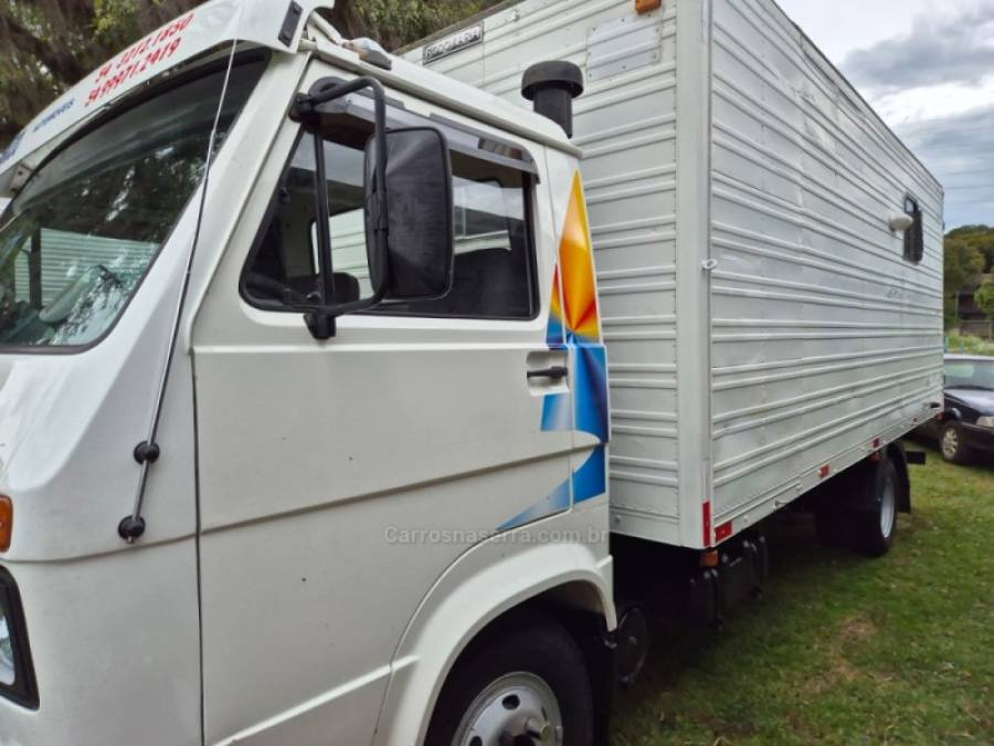 VOLKSWAGEN - 7-110 - 1991/1991 - Branca - Sob Consulta