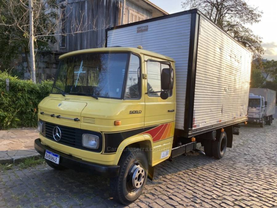 MERCEDES-BENZ - 608 - 1977/1977 - Amarela - Sob Consulta