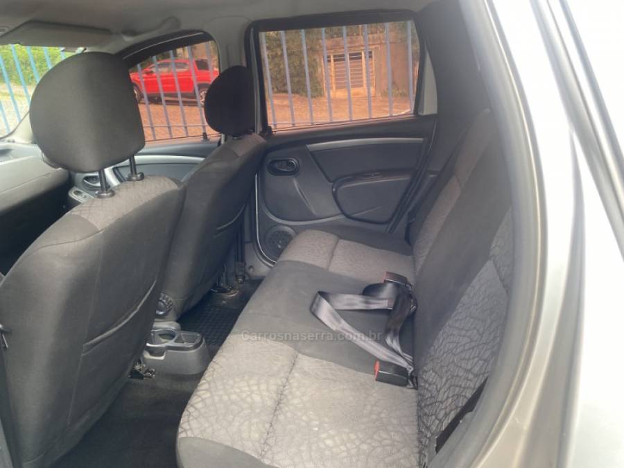 RENAULT - DUSTER - 2012/2013 - Prata - Sob Consulta